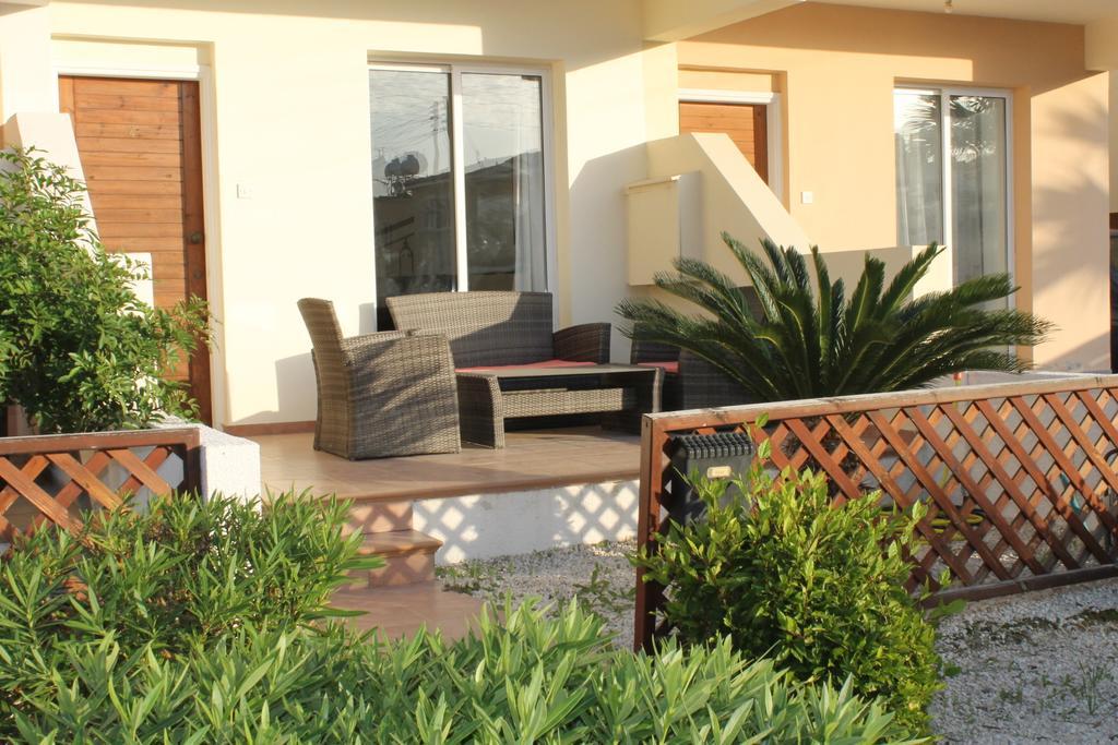 Diana Townhouse 2 Apartment Paphos Exterior photo