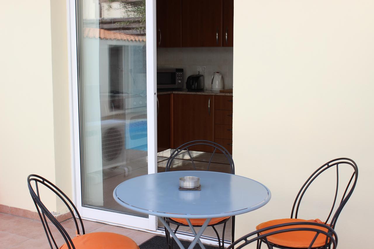 Diana Townhouse 2 Apartment Paphos Exterior photo